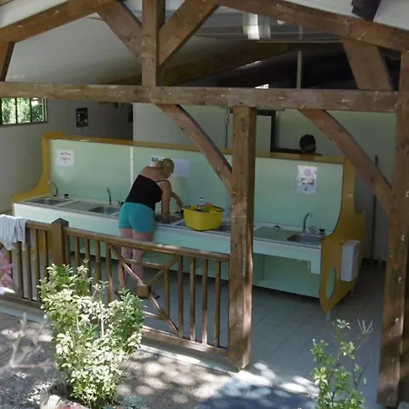 Mobil-home, Animaux Ok - 6 Pers. - Api-1-52-2578 캠프장 La Chapelle-Aubareil